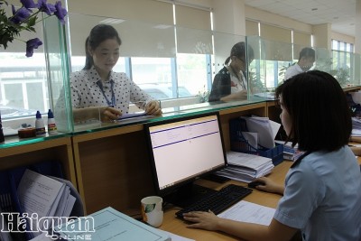 Hoạt động nghiệp vụ hải quan tại Chi cục Hải quan Yên Phong, Cục Hải quan Bắc Ninh. Ảnh: T.Trang